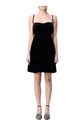 robe-mini-velours-col-en-coeur