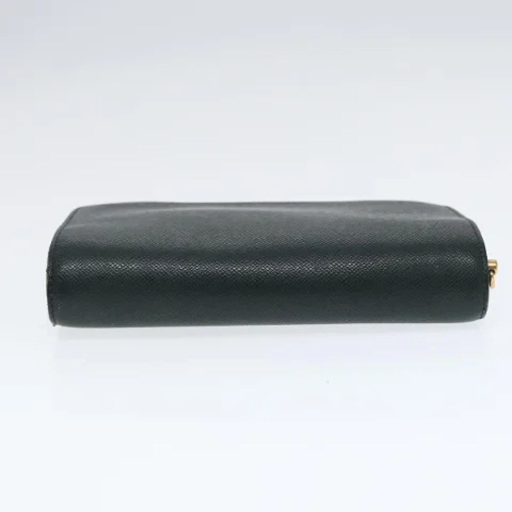 Louis Vuitton Vintage Pre-owned Leather clutches Green Dames