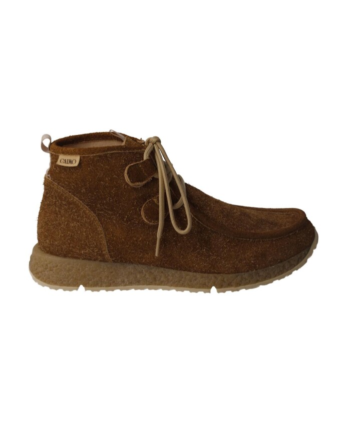 bottine-en-daim-camel-a-lacets
