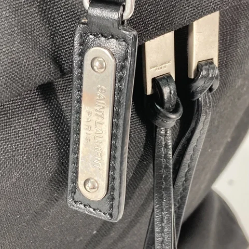 Yves Saint Laurent Vintage Pre-owned Leather backpacks Black Dames