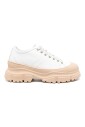 casual-white-sneakers