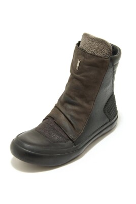 vintage-slip-on-sneaker-shoes