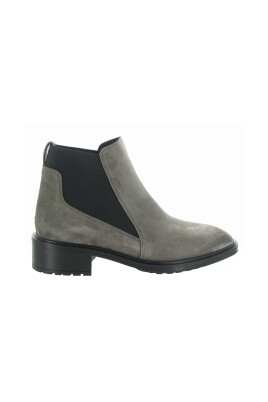 chelsea-boots