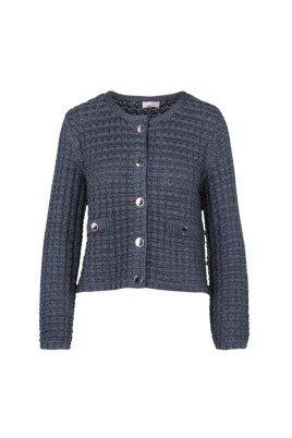 round-neck-knit-vest