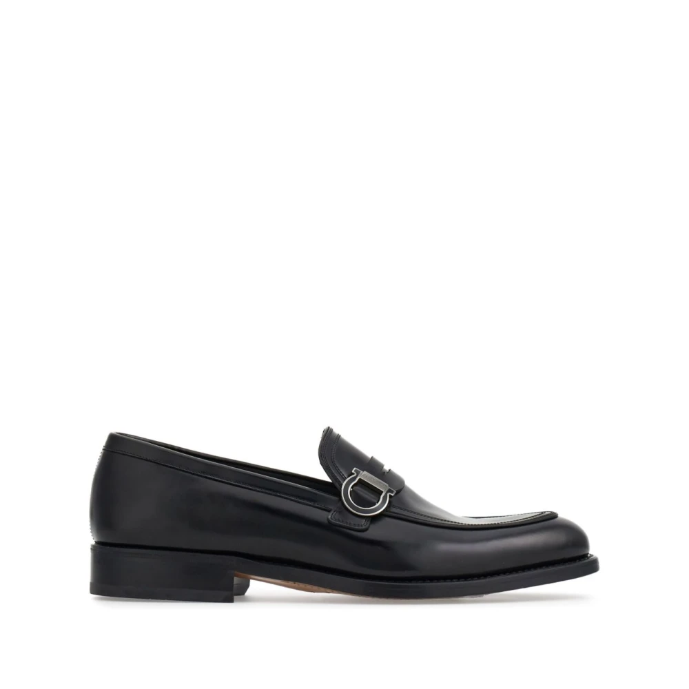 Shoes > Flats > Loafers - - Ferragamo - Modalova