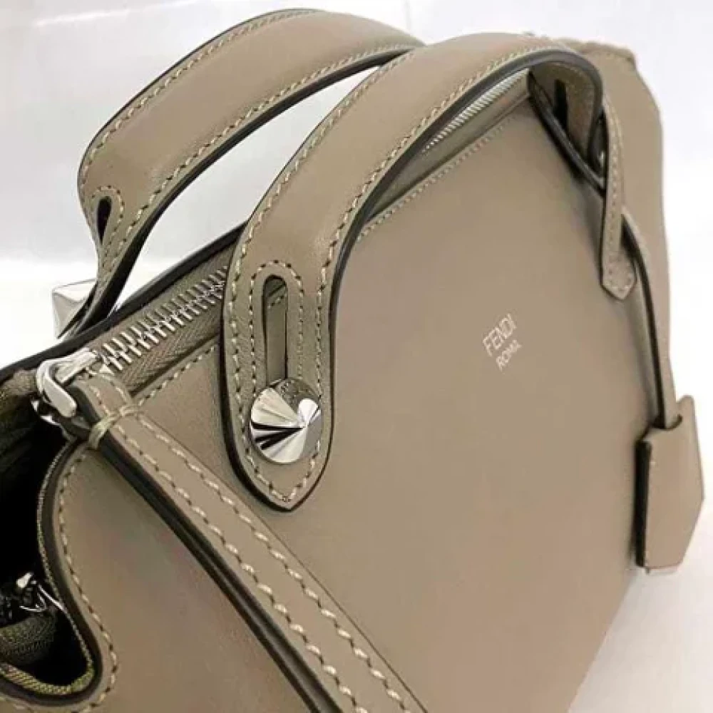 Fendi Vintage Pre-owned Leather fendi-bags Beige Dames