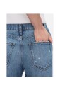 relaxed-straight-jeans
