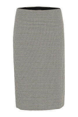 jupe-a-carreaux-noire-style-classique