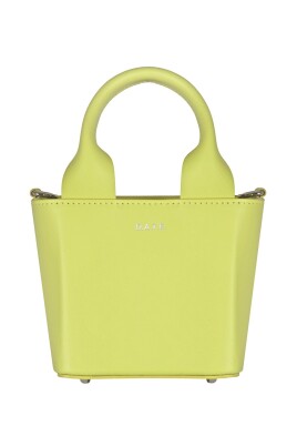 sac-cube-en-cuir-avec-bandouliere-reglable