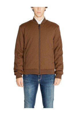 classic-polyester-jacket-for-men