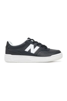 elegant-and-versatile-sneakers-b80-model