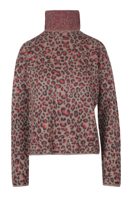 alpaca-turtleneck-sweater