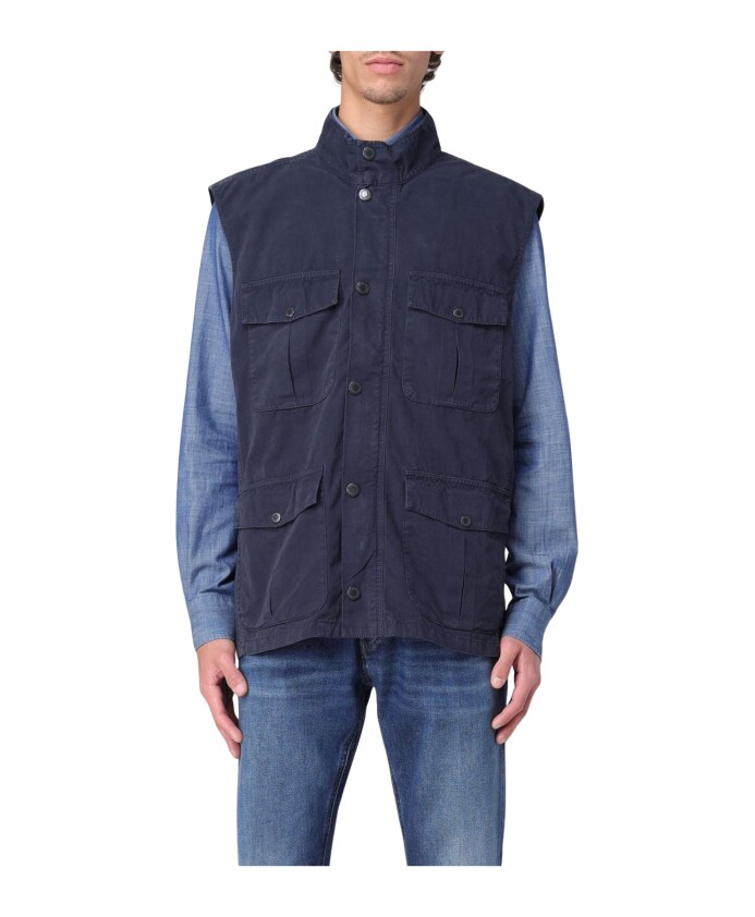 gilet-utilitaire-vert-avec-plusieurs-poches