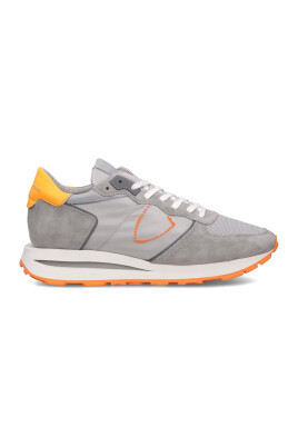 sneakers-basses-orange-neon