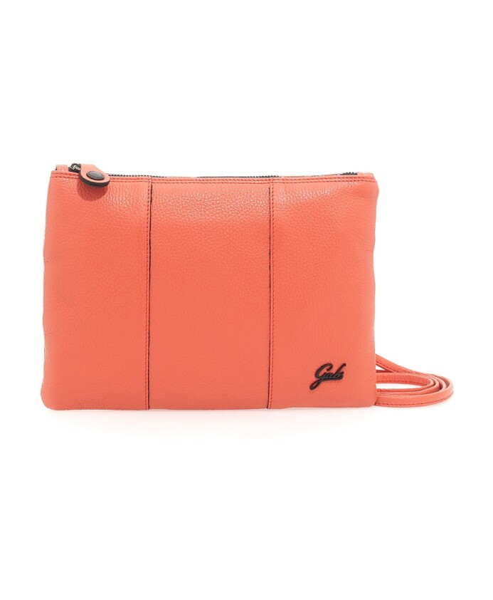 black-leather-beyonce-m-shoulder-bag