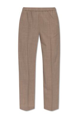 creased-trousers