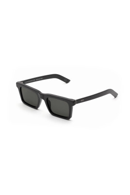 black-sunglasses-stylish-unisex-eyewear