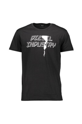 graphic-tee-with-distinctive-print