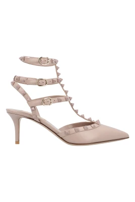 Rockstud Leather Pump