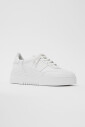 sneaker-vintage-fait-main-avec-semelle-en-caoutchouc