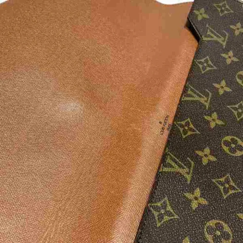 Louis Vuitton Vintage Pre-owned Canvas clutches Brown Dames