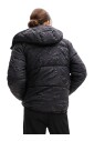 zwarte-hoodie-jas-met-rits-en-knoopsluiting
