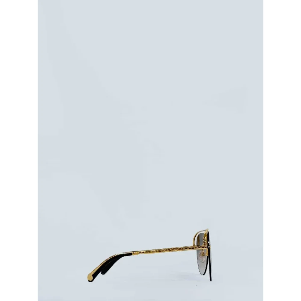 Louis Vuitton Vintage Pre-owned Glass sunglasses Black Dames