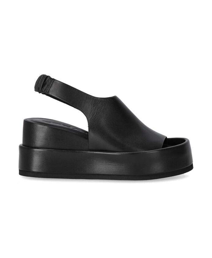 sandale-compensee-en-cuir-noir