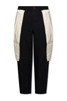 loose-fitting-trousers