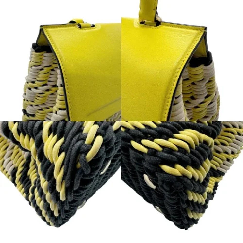 Salvatore Ferragamo Pre-owned Leather handbags Yellow Dames