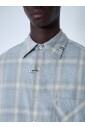 chemise-en-popeline-de-coton-dechiree