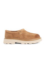 daim-logo-en-relief-semelle-eva-chaussures