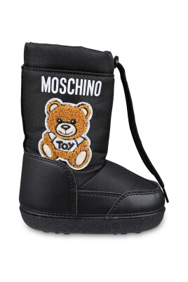 black-shearling-snow-boots-with-teddy-bear