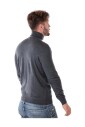 pull-chaleureux-en-tricot