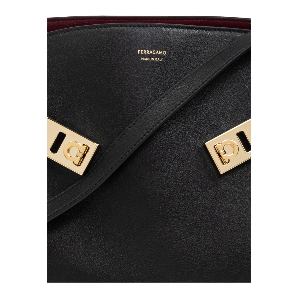 Salvatore Ferragamo Leren schoudertas Black Dames