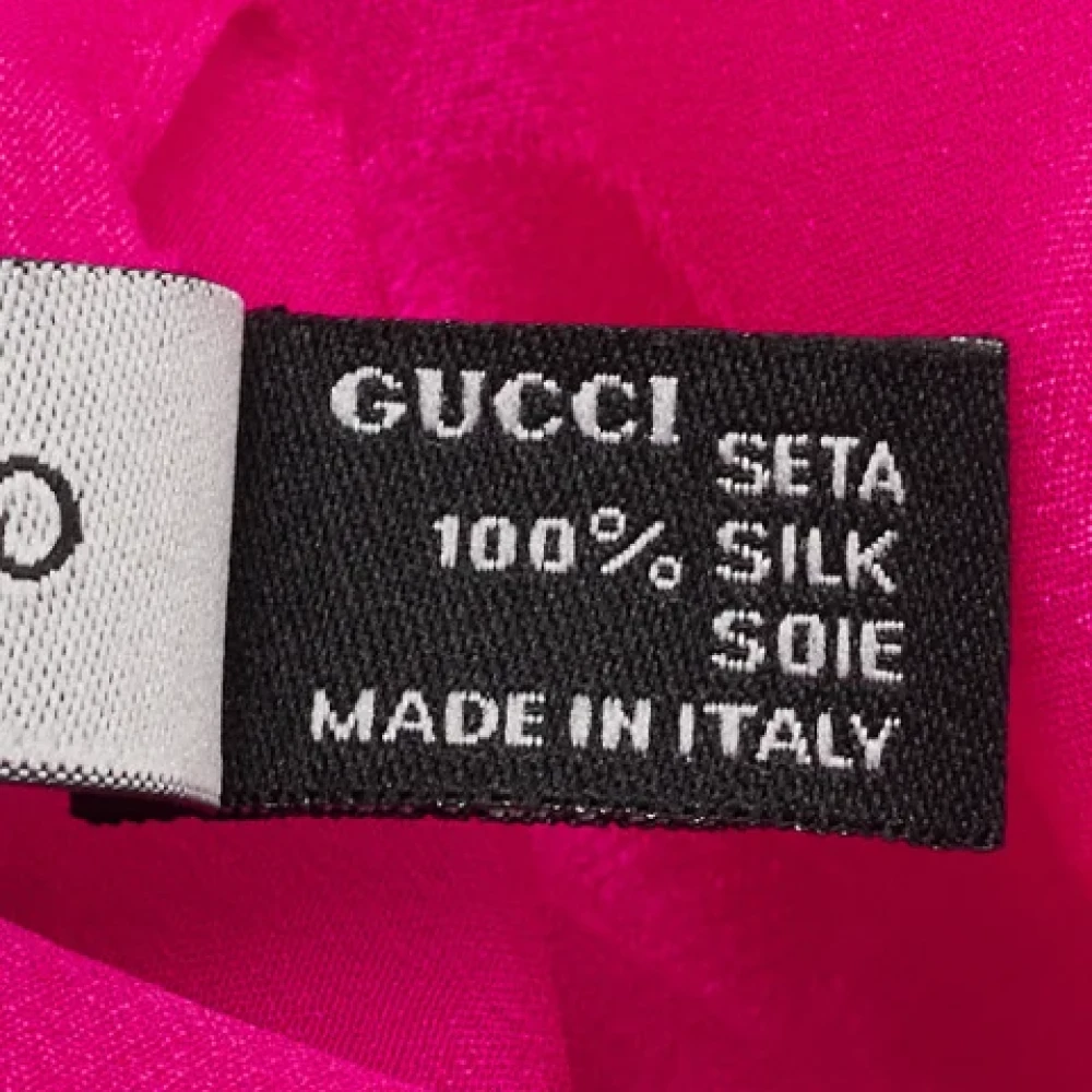 Gucci Vintage Pre-owned Silk scarves Pink Dames