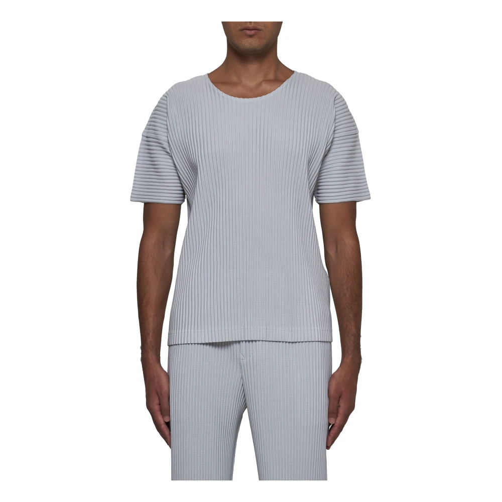 Issey Miyake Geplooide T-shirts en Polo's Grijs Gray Heren