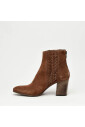 bottine-en-daim-marron