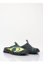 latta-slip-on-skor-med-logotyp