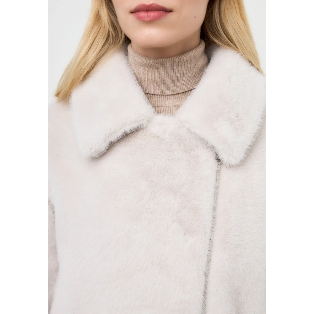 Cesare Gaspari Faux Fur & Shearling Jackets White Dames