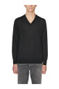 pull-en-laine-a-col-en-v