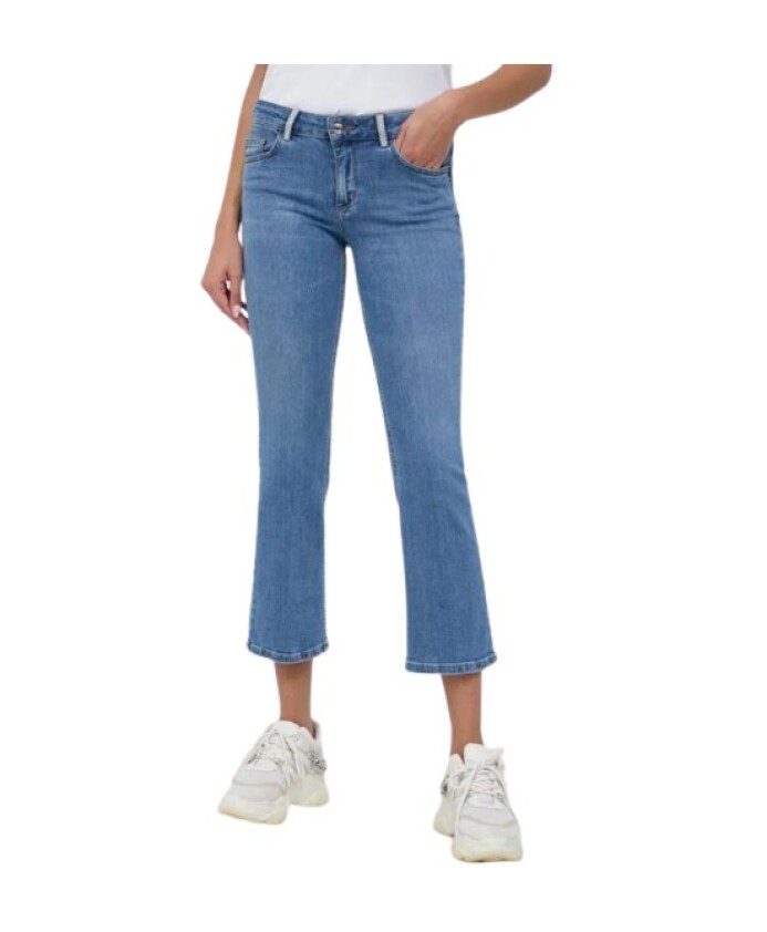 cropped-bootcut-jeans
