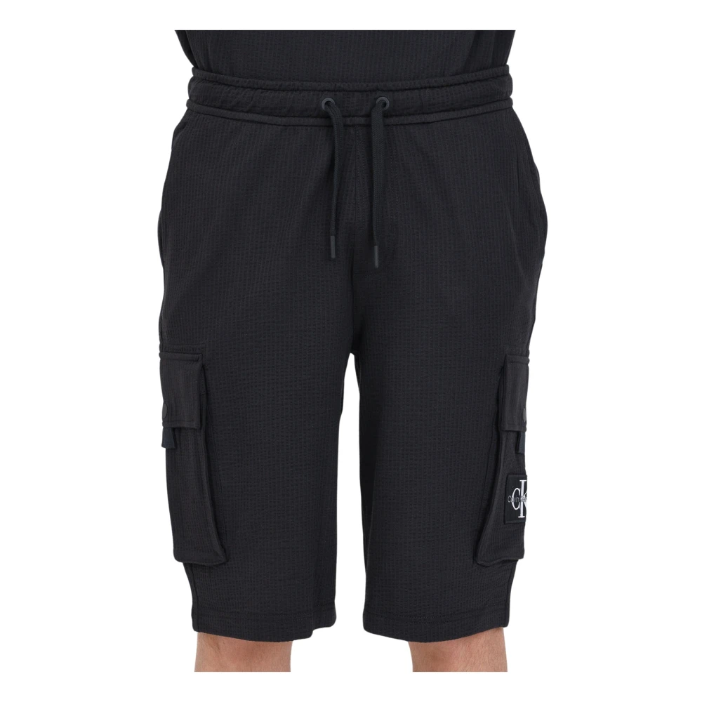 Calvin Klein Jeans Zwarte Bermuda Shorts met Cargo Zakken Black Heren