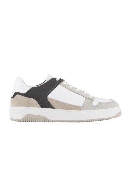 basket-court-sneakers