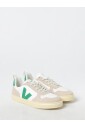 white-emerald-casual-sneakers