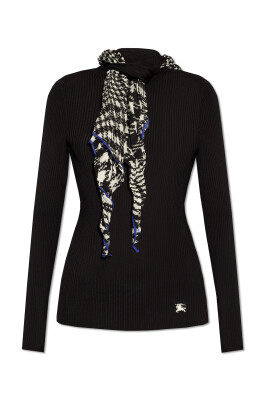 turtleneck-with-silk-scarf