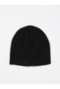 kids-black-beanie-hat