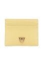 sacs-jaunes-pour-un-look-elegant