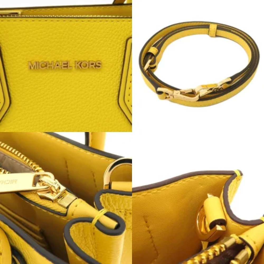 Michael Kors Pre-owned Fabric handbags Yellow Dames