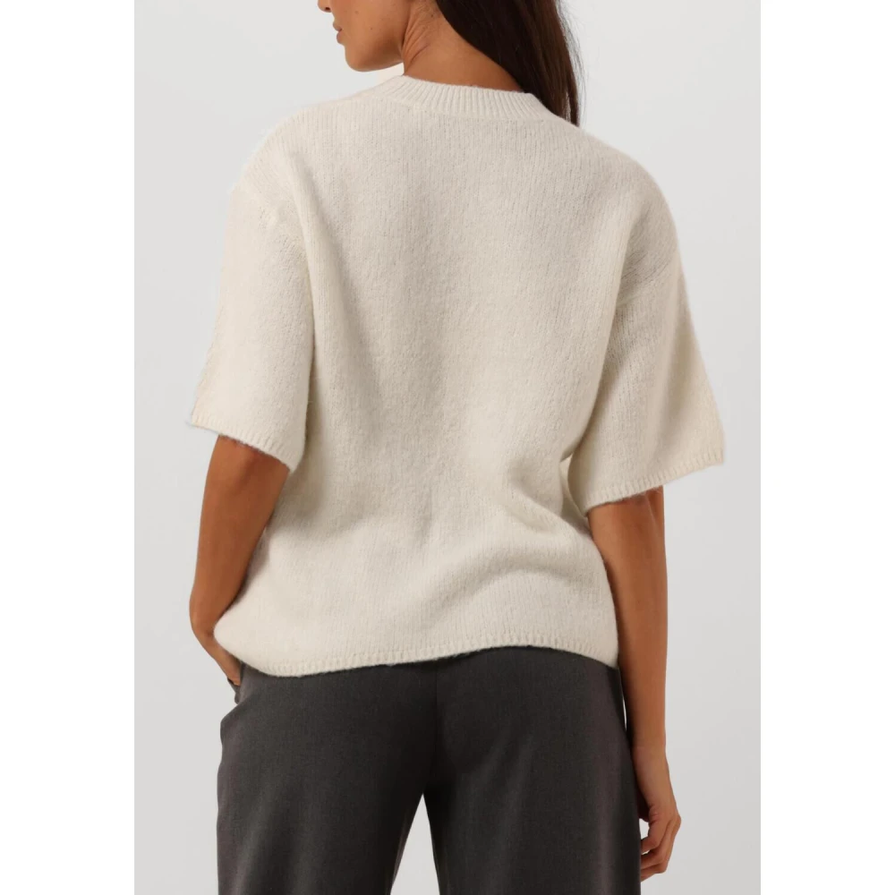 Second Female Elegant Knit O-neck Sweater Second Dames Beige Dames